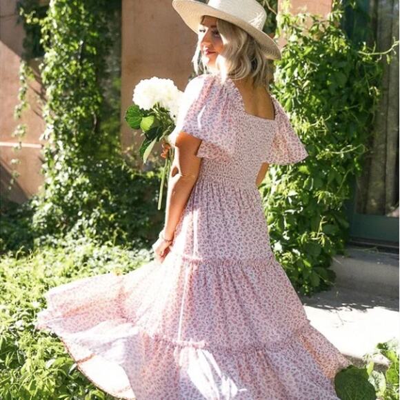 Ivy City Co Sweet Posie Smocked Floral Flutter Sleeve Tiered Midi Dress Large - Picture 5 of 9